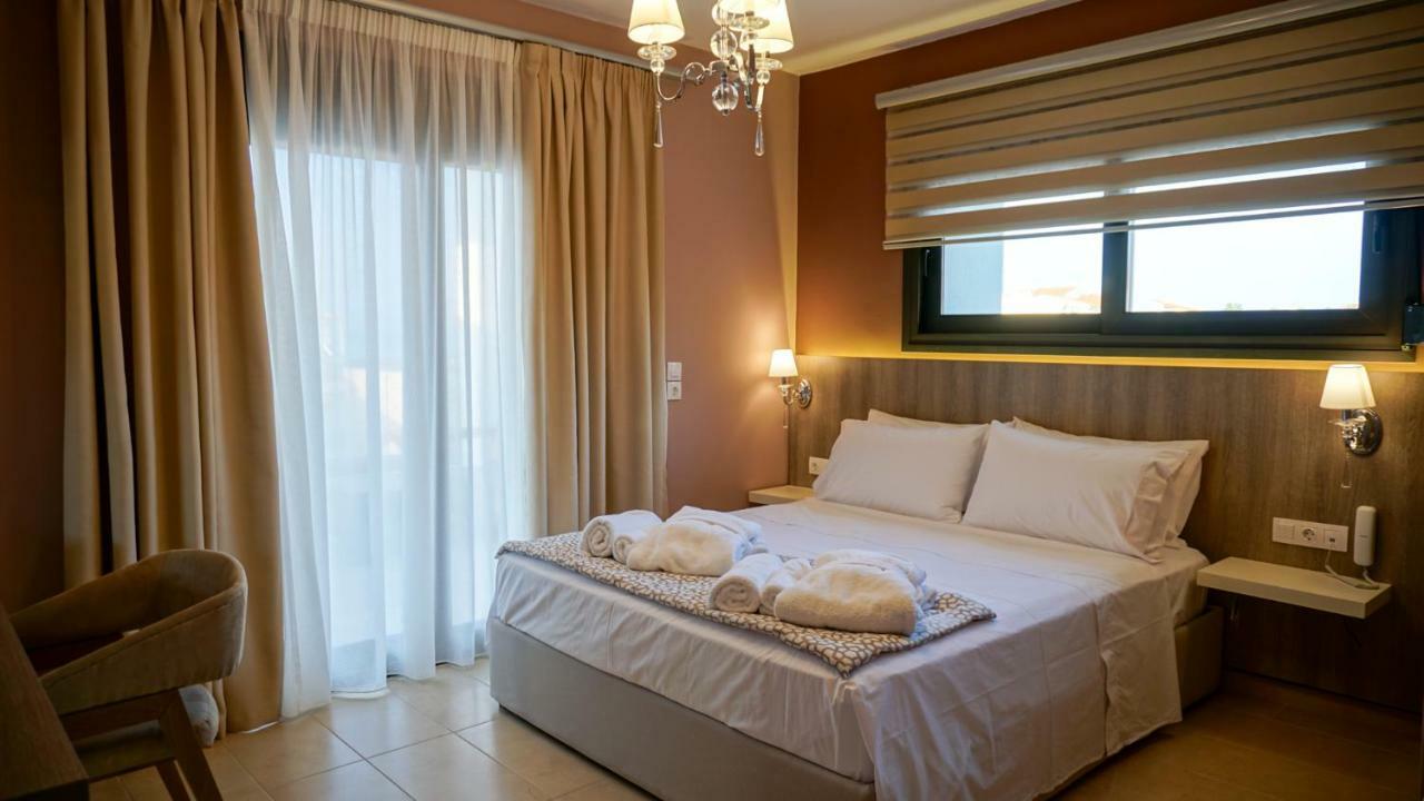 Agnes Deluxe Hotel Pefkochori Dış mekan fotoğraf