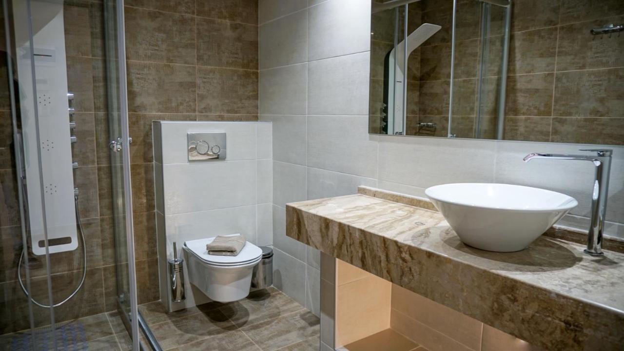 Agnes Deluxe Hotel Pefkochori Dış mekan fotoğraf