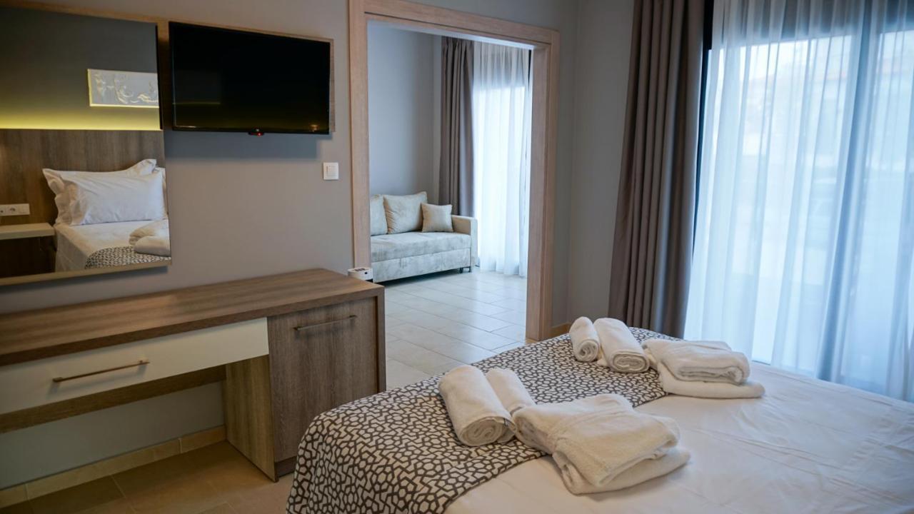 Agnes Deluxe Hotel Pefkochori Dış mekan fotoğraf